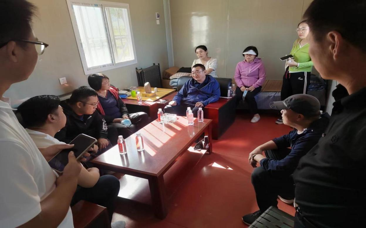 石嘴山市自然资源局副局长吴韶山一行莅临宁夏兴康恒润农业科技发展有限公司万亩生态林基地调研