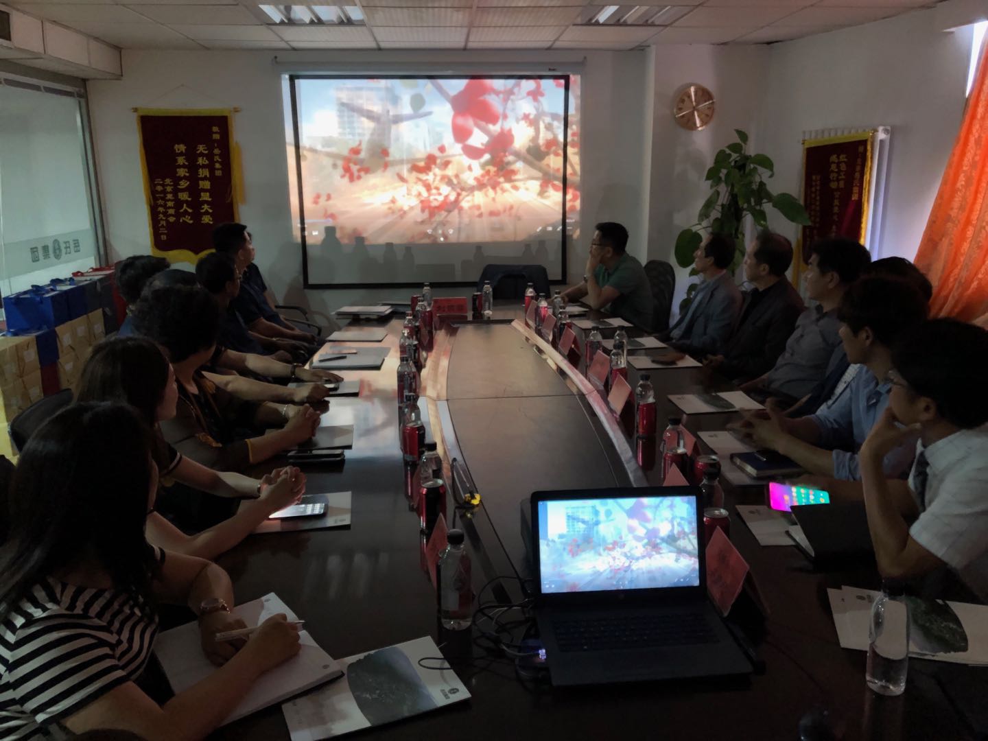 韩国农业协会、汉城BCC公司、韩国贤光国际到访岳氏集团与并签署合作协议