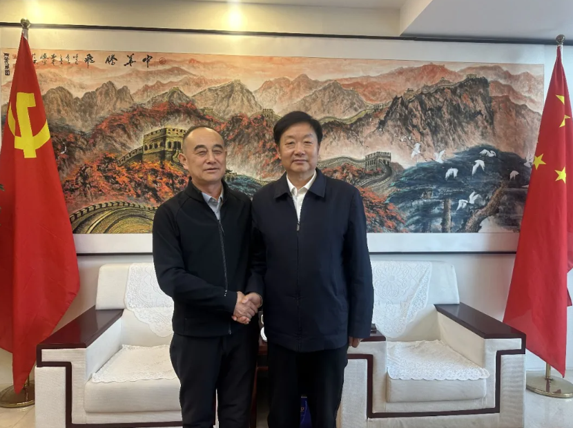深化酸枣产业合作 共拓食药同源新局｜山西宝峰药业杨对平董事长一行到访岳氏集团