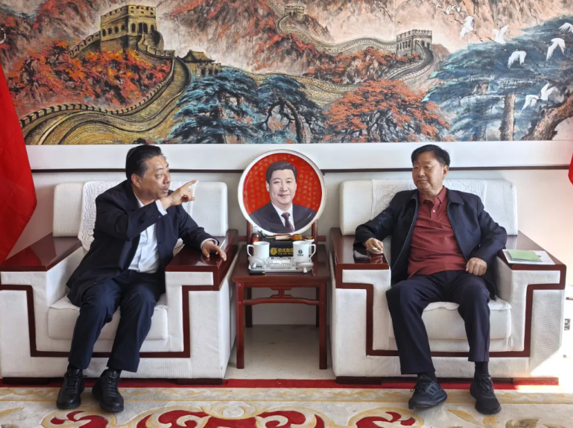 达格水务董事长丁南华一行到访岳氏集团 共探水务科技与产业融合发展新路径